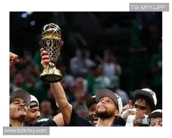 东部控卫斩获常规赛MVP与得分王，率队登顶东部榜首，绝杀三分引爆全场