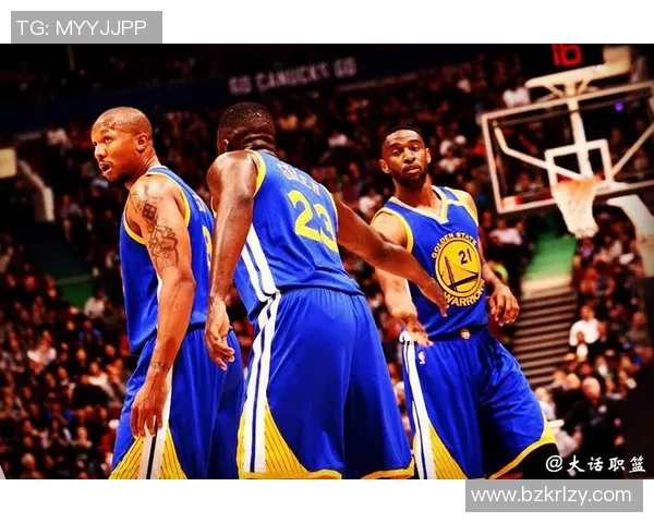 骑士队主力缺阵防守体系堪忧，猛龙队年轻球员西亚卡姆巴恩斯冲击内线防守弱环