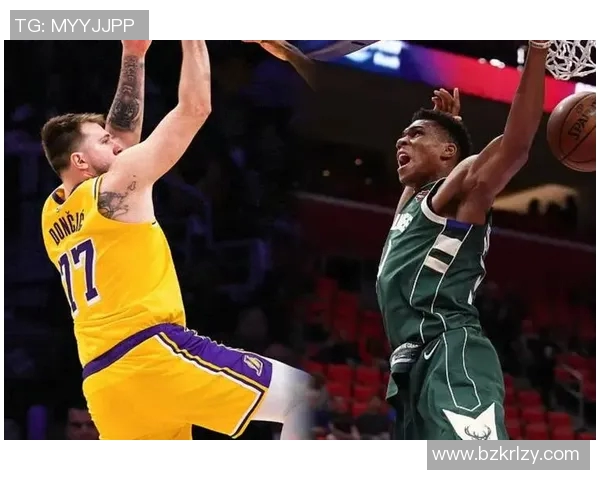 东契奇49分创8纪录闪耀NBA，独行侠力克雄鹿，字母哥31+20+7沦背景